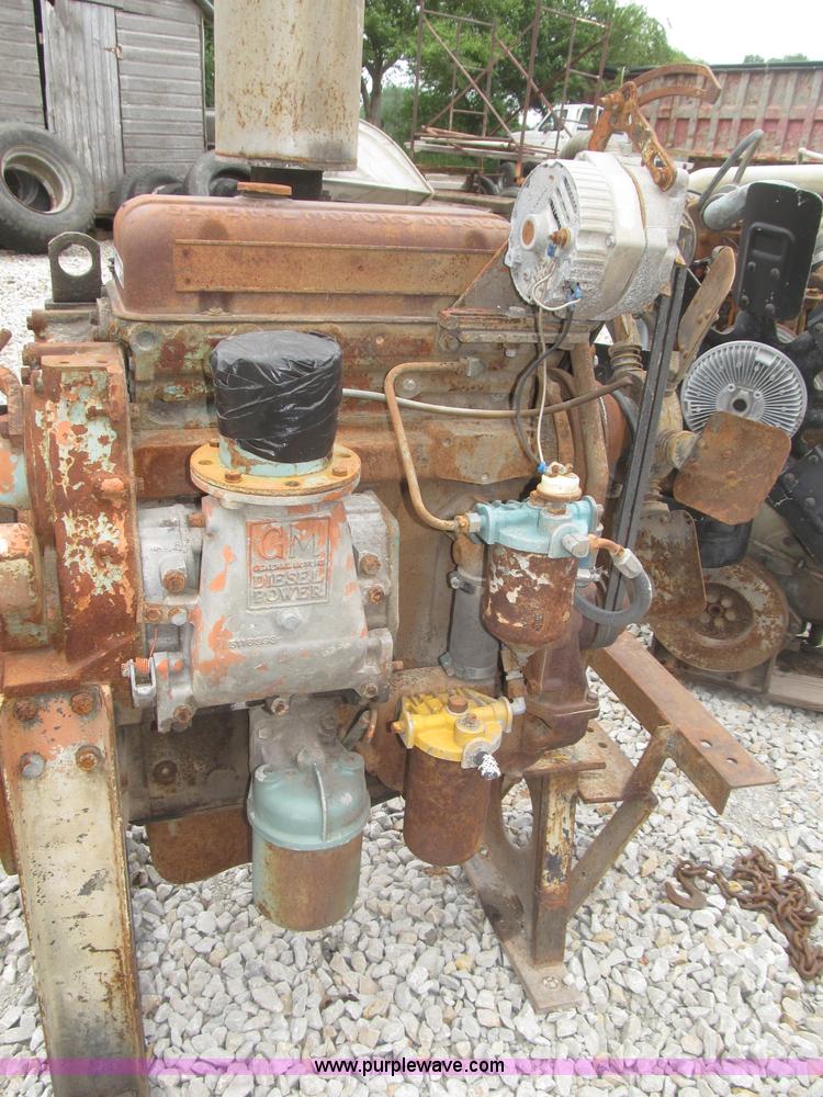 image for item K9744 Detroit Diesel three cylinder diesel engine