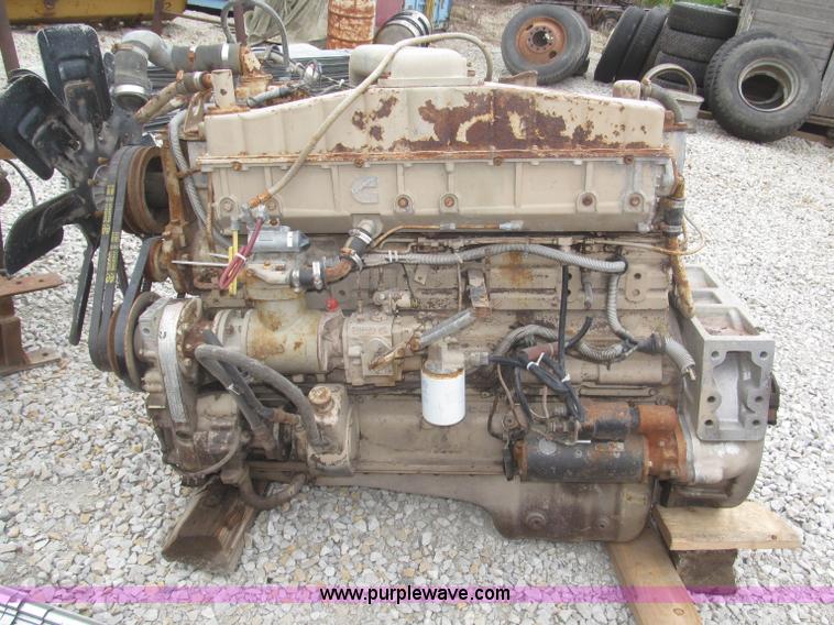 image for item K9745 Cummins 855 six cylinder turbo diesel engine