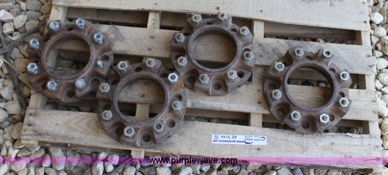 image for item AE9144 (4) Bobcat skid steer wheel spacers