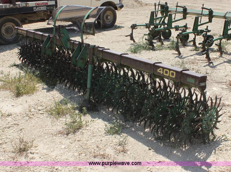 image for item AE9145 John Deere 400 six row rotary hoe