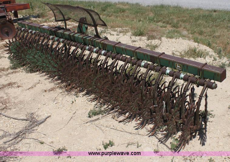 image for item AE9145 John Deere 400 six row rotary hoe