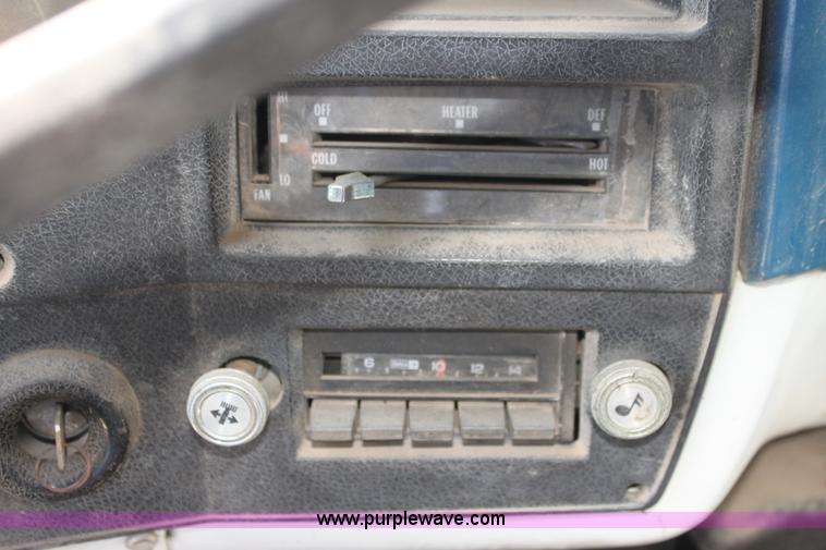 image for item AE9148 1980 Chevrolet C60 dump truck