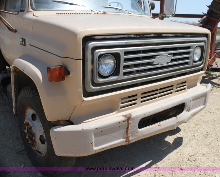 image for item AE9148 1980 Chevrolet C60 dump truck