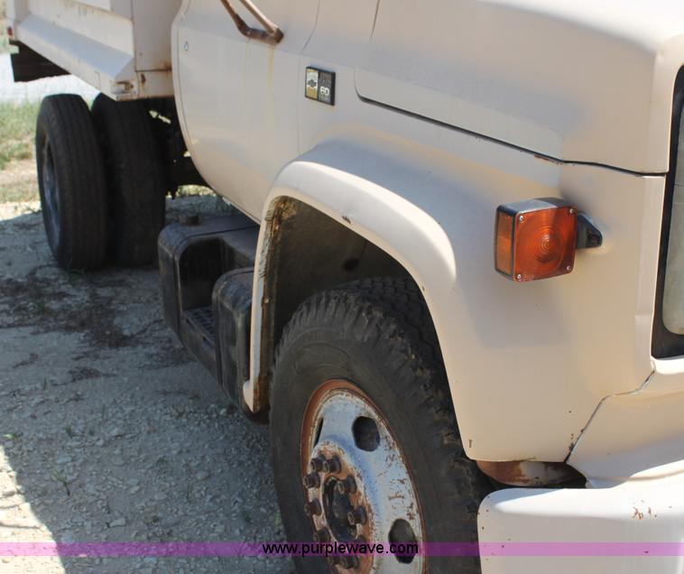 image for item AE9148 1980 Chevrolet C60 dump truck