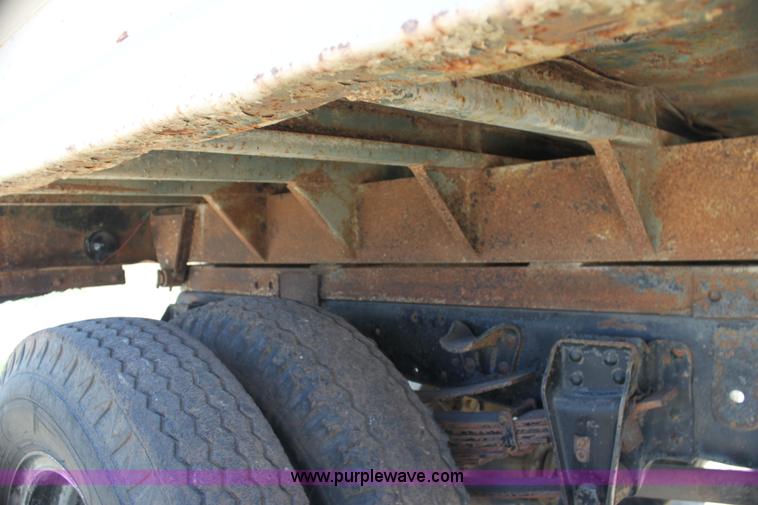 image for item AE9148 1980 Chevrolet C60 dump truck