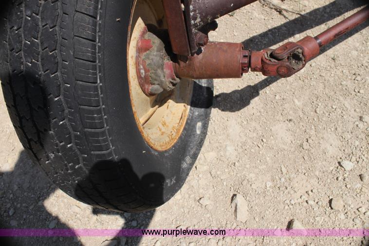 image for item AE9150 New Holland 56 side delivery rake