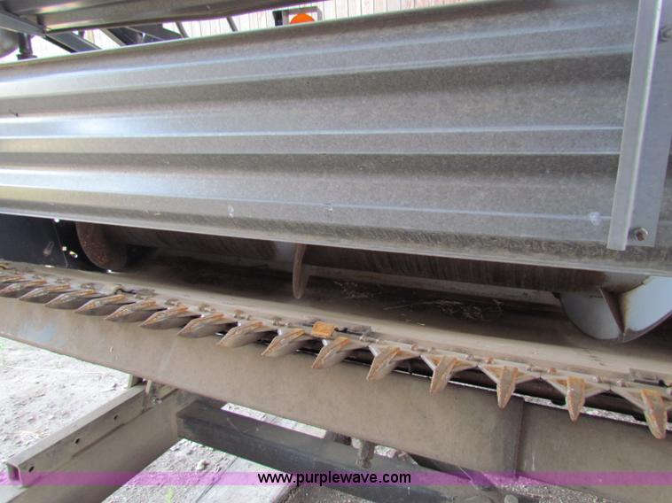 image for item AE9152 1995 AGCO Gleaner 400 rigid head