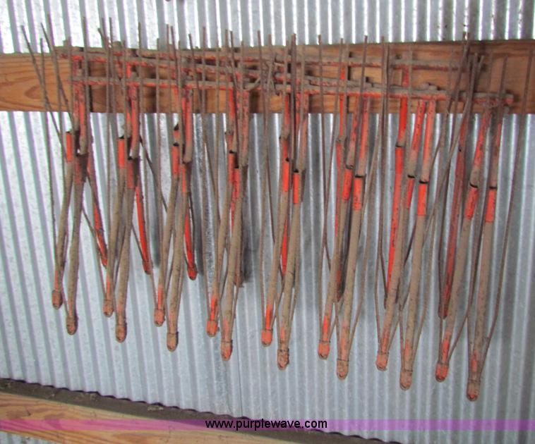 image for item AE9152 1995 AGCO Gleaner 400 rigid head