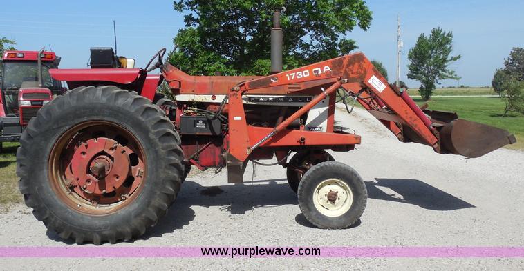 image for item D5978 1964 International F706 tractor