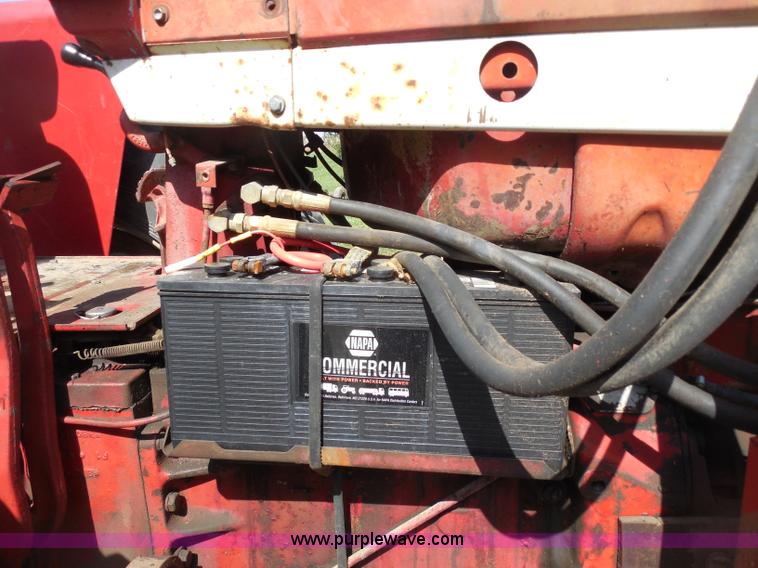 image for item D5978 1964 International F706 tractor