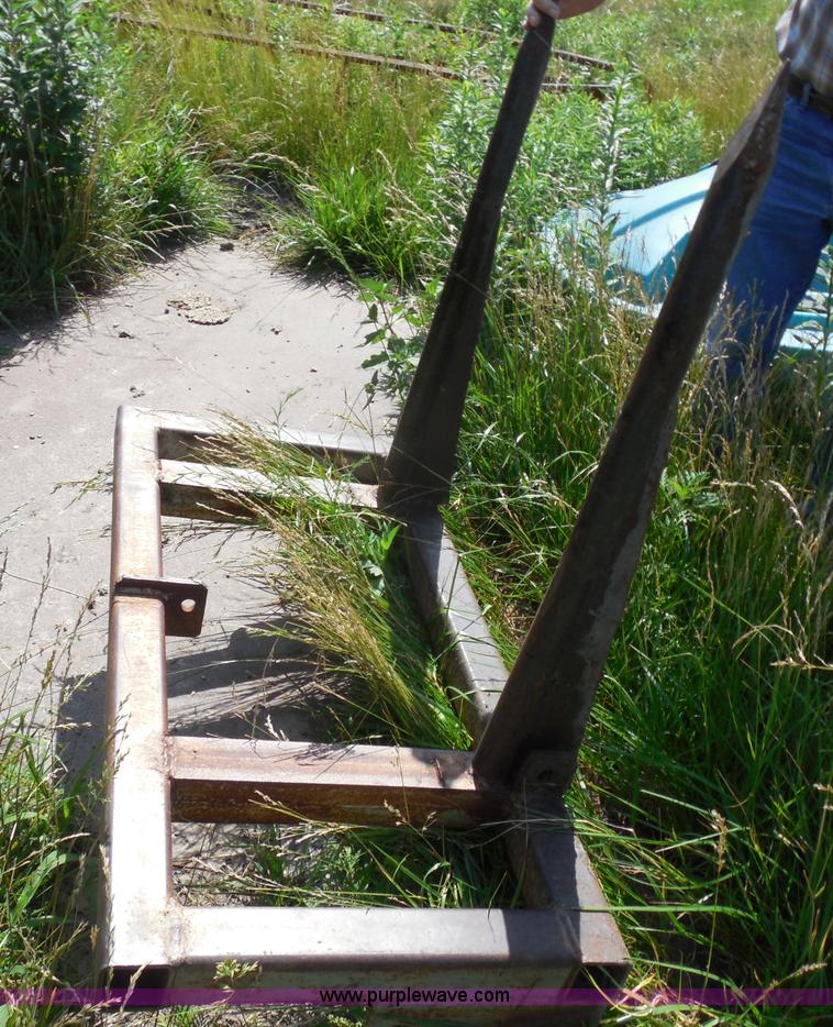 image for item D5978 1964 International F706 tractor