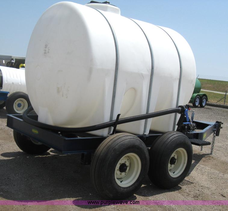 image for item D8437 Schaben P422-1310 pull behind nurse trailer