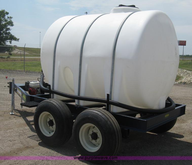 image for item D8437 Schaben P422-1310 pull behind nurse trailer