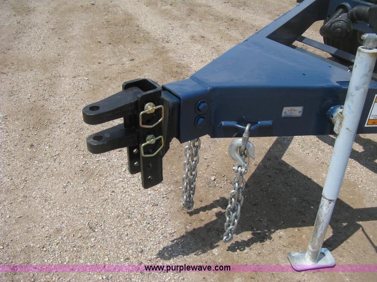 image for item D8437 Schaben P422-1310 pull behind nurse trailer