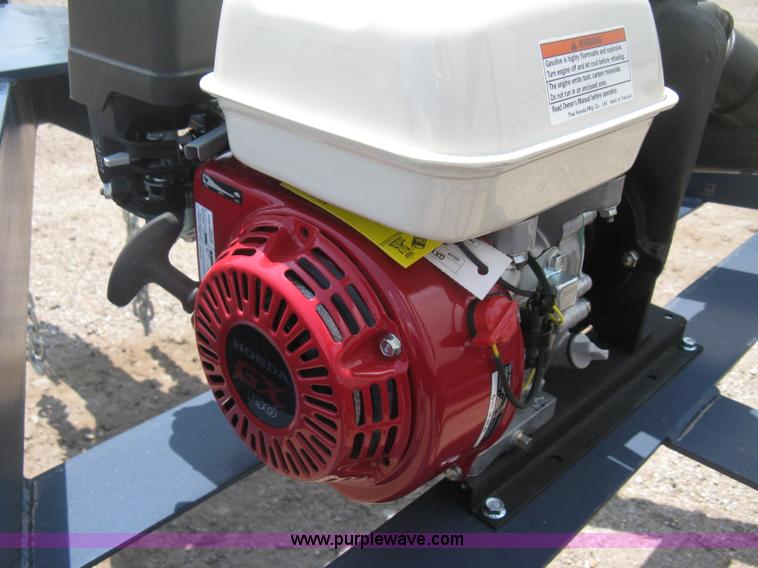 image for item D8437 Schaben P422-1310 pull behind nurse trailer