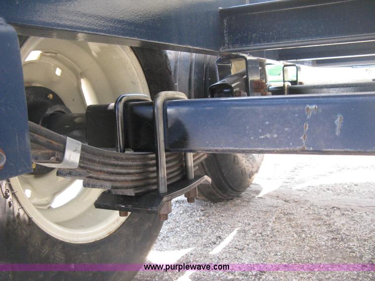 image for item D8437 Schaben P422-1310 pull behind nurse trailer