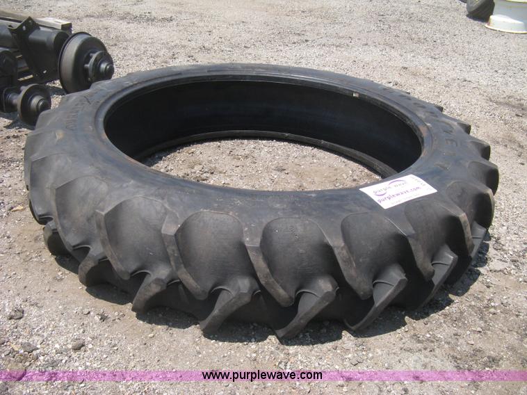 image for item D8446 Goodyear Duratorque DT221 tire