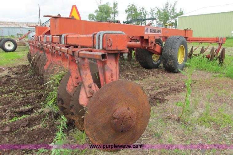 image for item E5158 Bush Hog 24J 15' offset disk