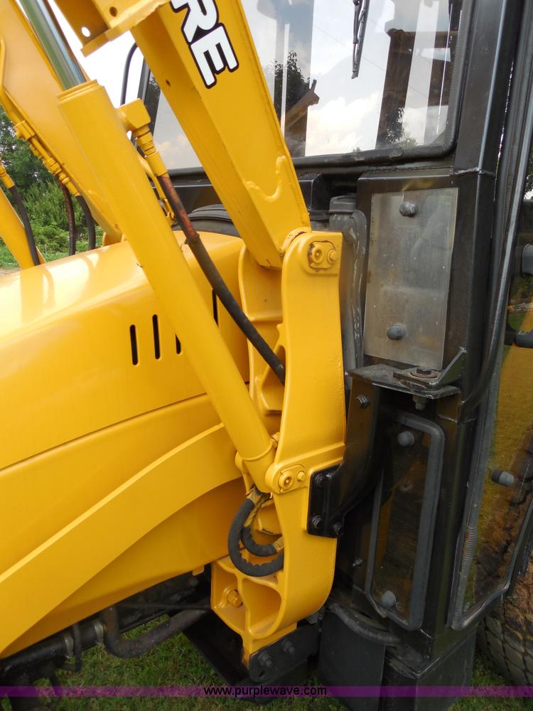 image for item F3225 2005 John Deere 110 TLB tractor loader backhoe