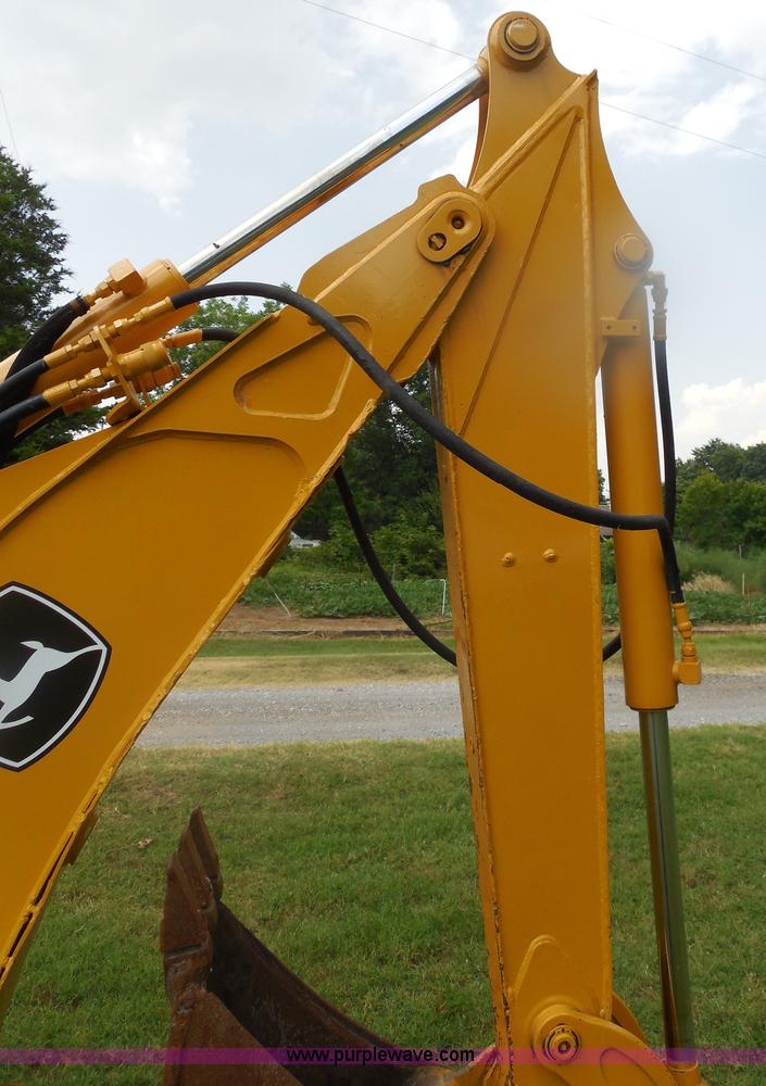 image for item F3225 2005 John Deere 110 TLB tractor loader backhoe