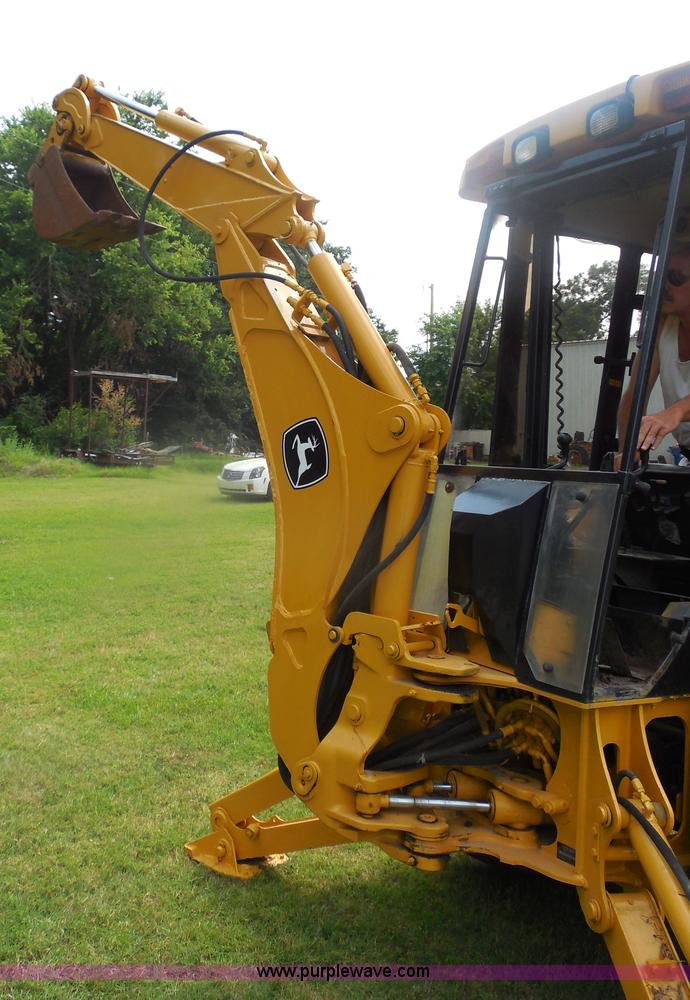 image for item F3225 2005 John Deere 110 TLB tractor loader backhoe