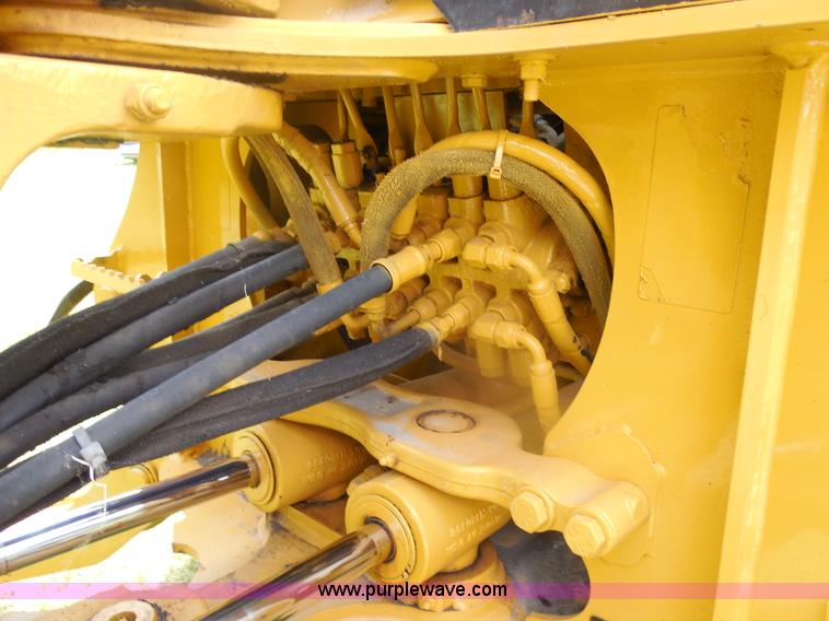 image for item F3225 2005 John Deere 110 TLB tractor loader backhoe