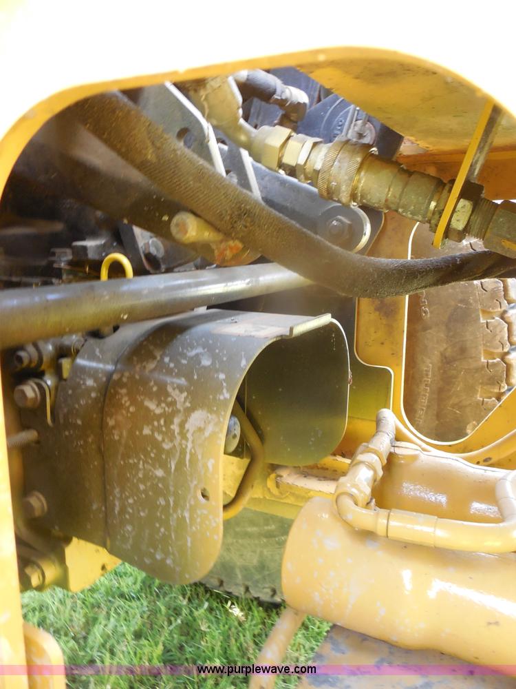 image for item F3225 2005 John Deere 110 TLB tractor loader backhoe