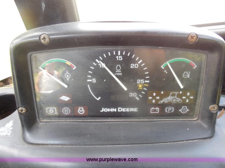 image for item F3225 2005 John Deere 110 TLB tractor loader backhoe