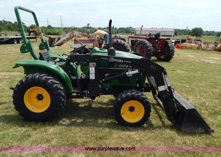 image for item F4022 2004 AgraCat-254 2940 tractor