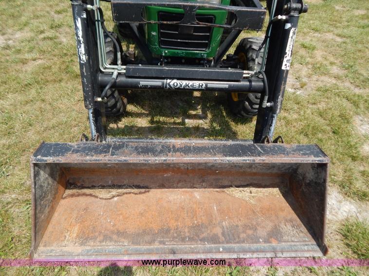 image for item F4022 2004 AgraCat-254 2940 tractor