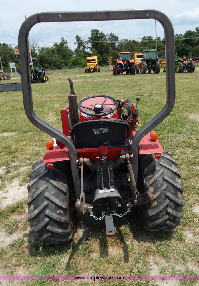 image for item F4023 1986 Massey-Ferguson 1010 tractor
