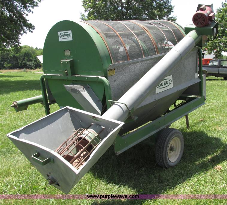 image for item F5155 Sukup B-770 rotary seed cleaner