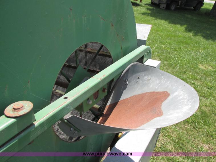 image for item F5155 Sukup B-770 rotary seed cleaner