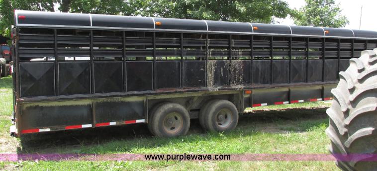image for item F5156 2001 Coose 32' gooseneck livestock trailer