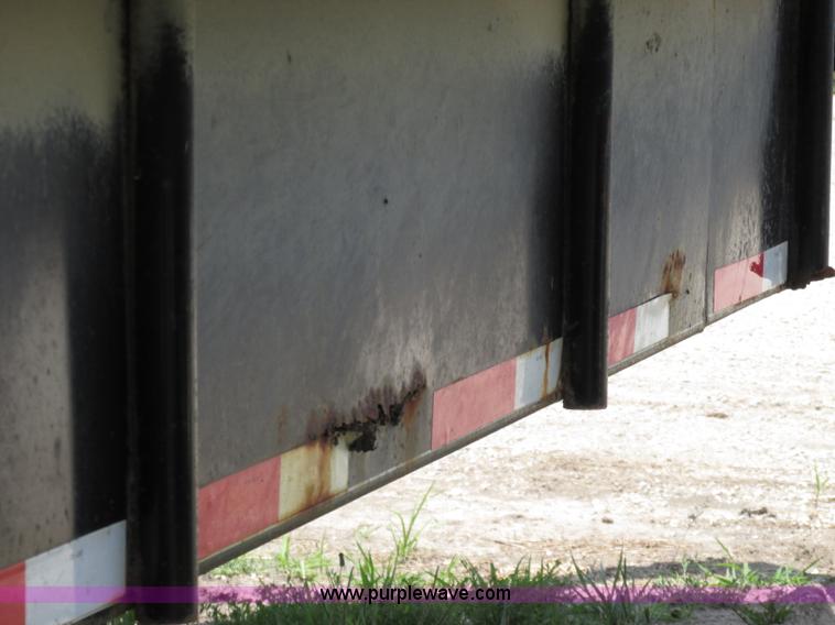 image for item F5156 2001 Coose 32' gooseneck livestock trailer