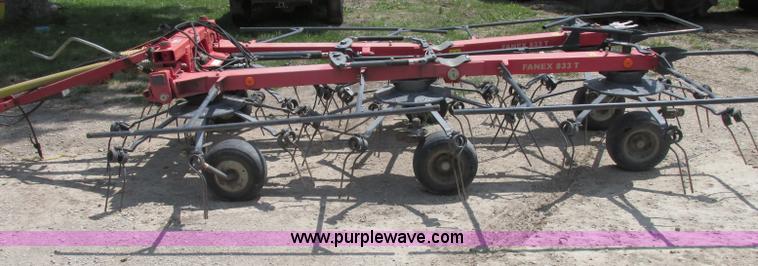 image for item F5158 Vicon Fanex 833T six basket tedder