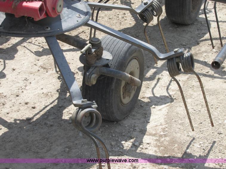 image for item F5158 Vicon Fanex 833T six basket tedder