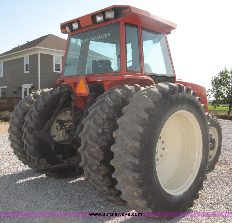 image for item F7001 1984 Allis Chalmers 8070 MFWD tractor