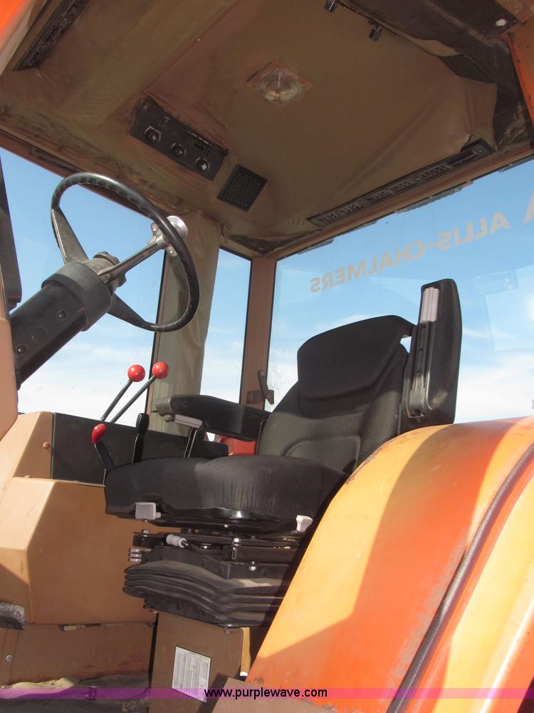 image for item F7001 1984 Allis Chalmers 8070 MFWD tractor