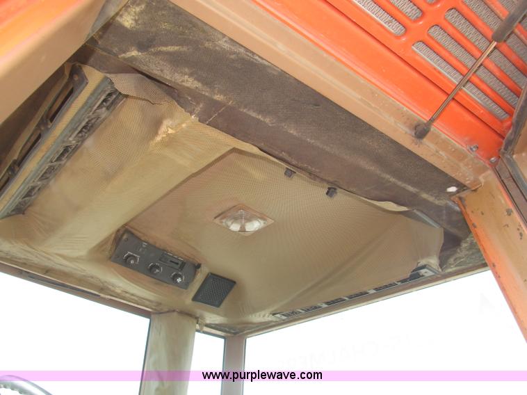 image for item F7001 1984 Allis Chalmers 8070 MFWD tractor