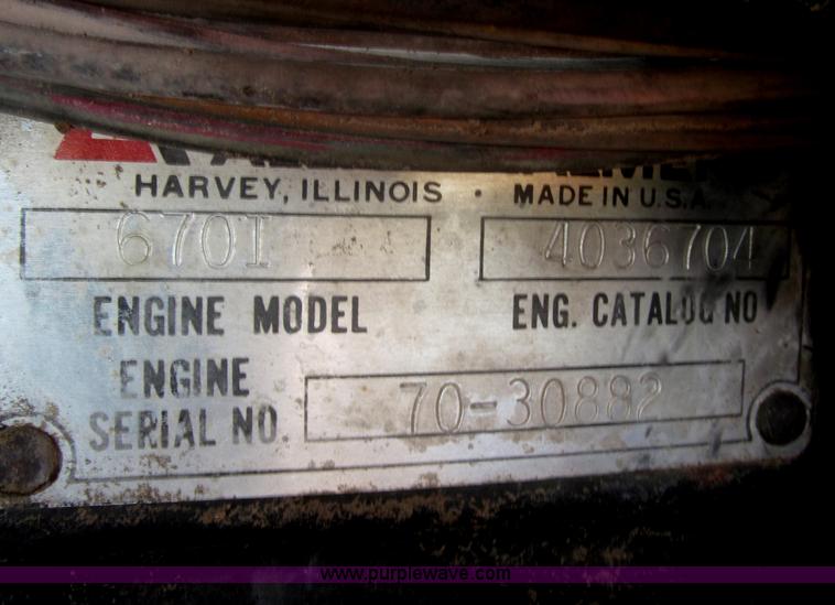 image for item F7001 1984 Allis Chalmers 8070 MFWD tractor