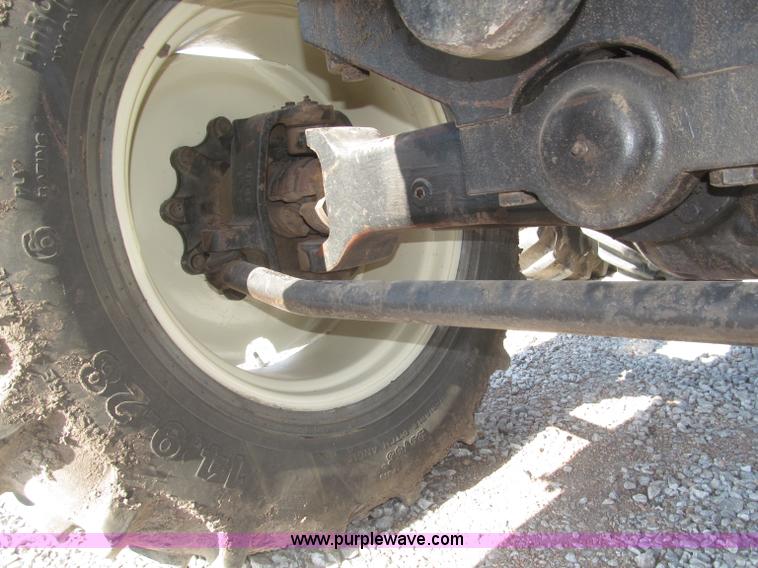 image for item F7001 1984 Allis Chalmers 8070 MFWD tractor