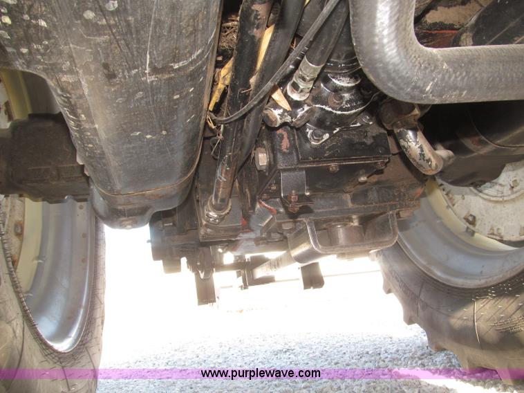 image for item F7001 1984 Allis Chalmers 8070 MFWD tractor