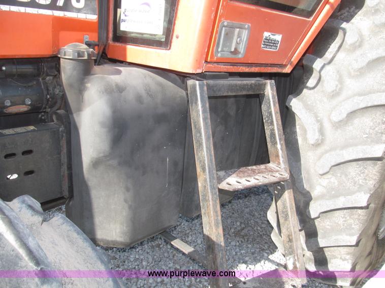 image for item F7001 1984 Allis Chalmers 8070 MFWD tractor