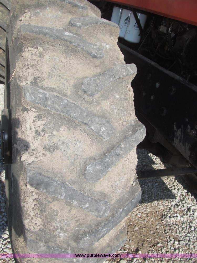 image for item F7001 1984 Allis Chalmers 8070 MFWD tractor