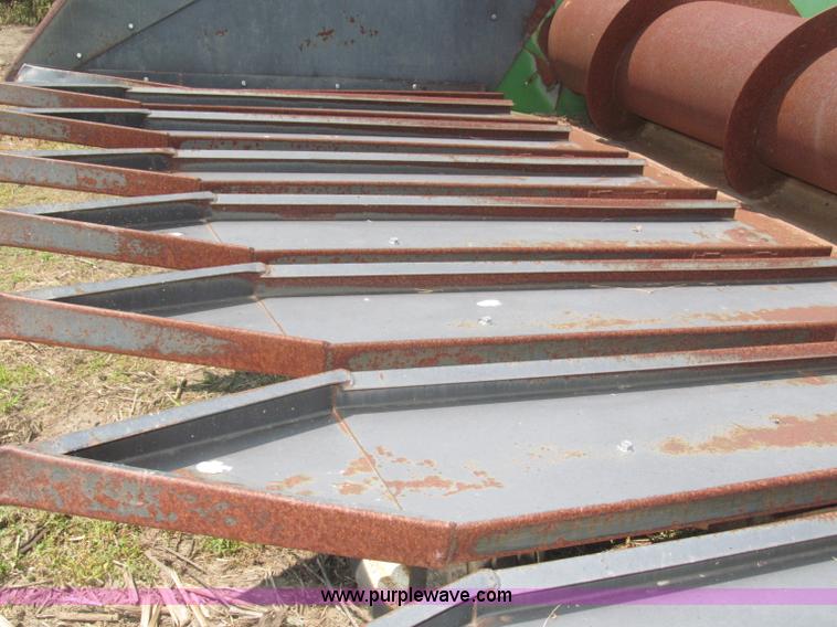 image for item F7005 John Deere 224 rigid platform header