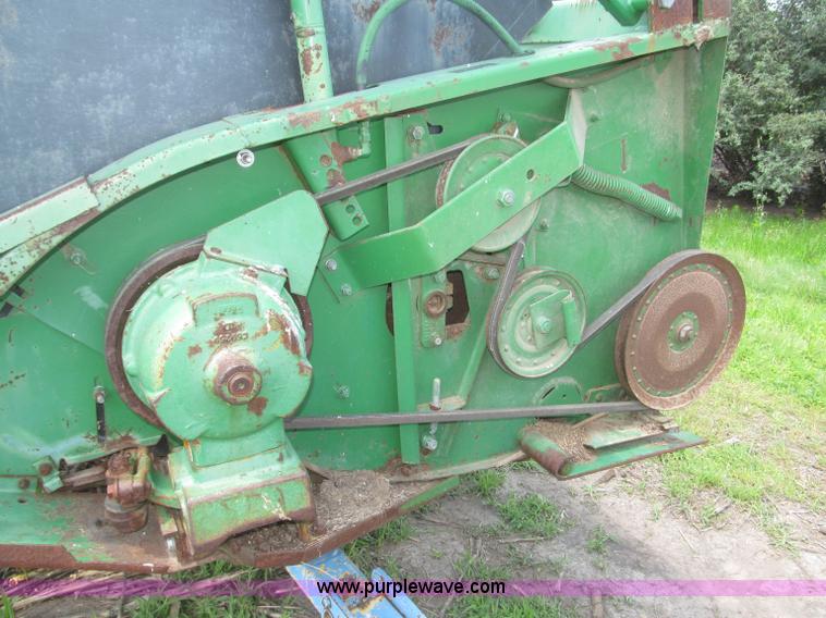 image for item F7005 John Deere 224 rigid platform header
