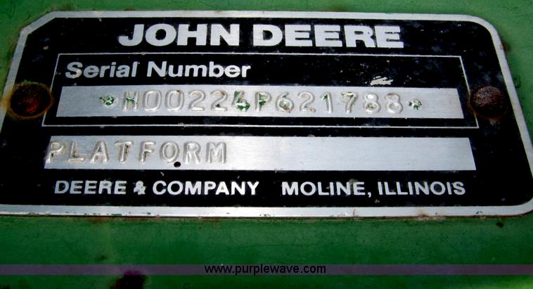 image for item F7005 John Deere 224 rigid platform header