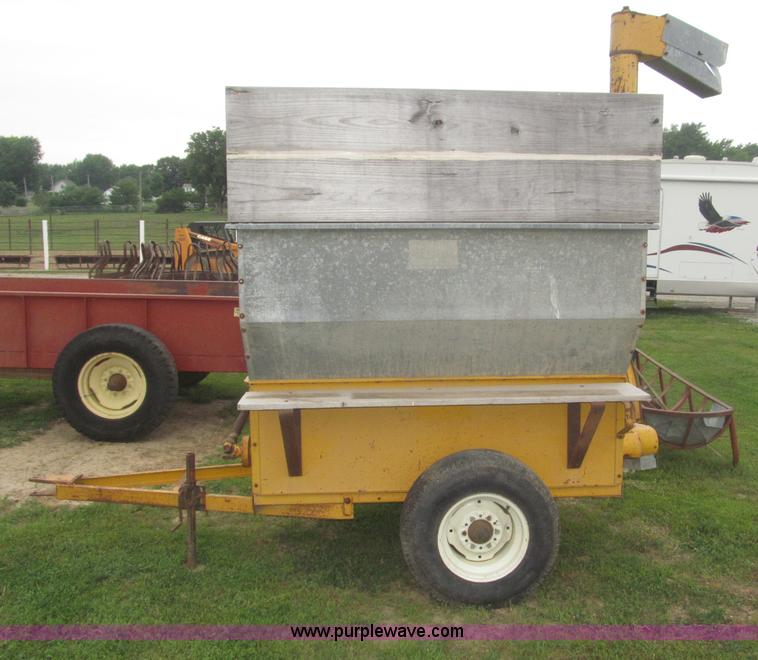 image for item F7031 Auger wagon