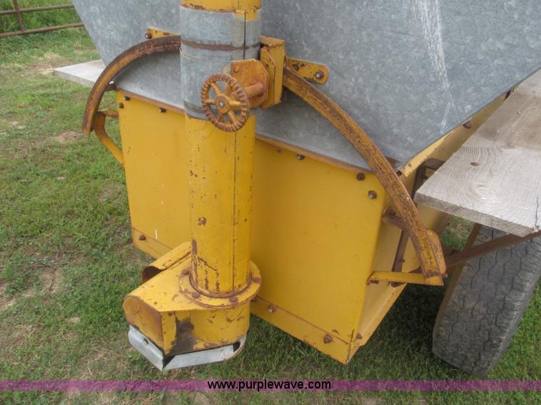 image for item F7031 Auger wagon